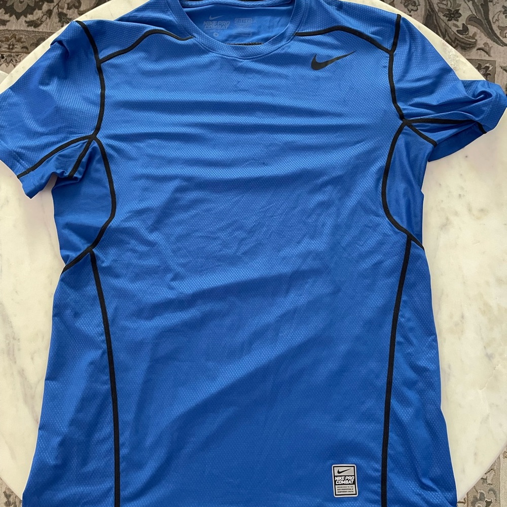 Mens Nike DriFit Fitted Tee Sz M